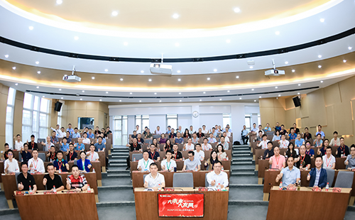 爱游戏体育电气2021核心伙伴共赢大会隆重举行！